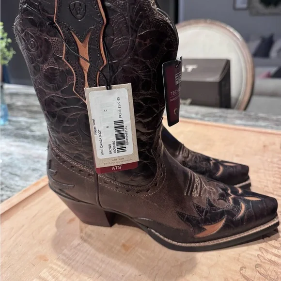 Ariat Dahlia Boots - Brand new - Picture 3 of 4